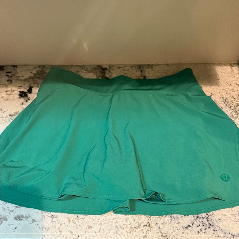 lululemon athletica green tennis skirt